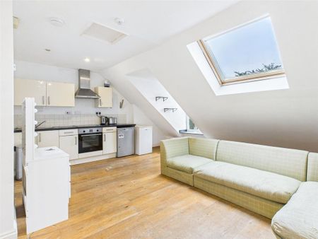 Studio to rent - Photo 4