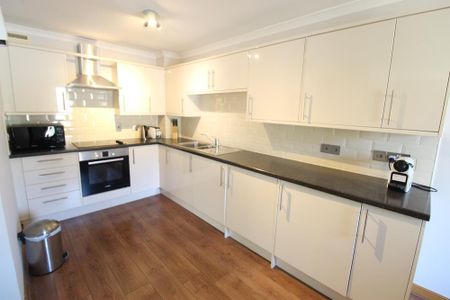 2 bedroom flat to rent - Photo 5