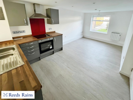 1 bedroom apartment to rent - Photo 2