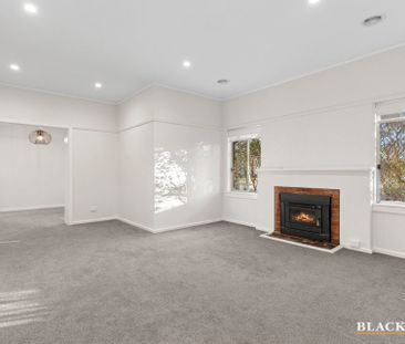 35 Mckinlay Street, Narrabundah ACT 2604 - House For Rent | Domain - Photo 2