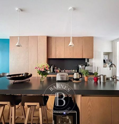 Appartement • Sentier-Bonne Nouvelle - Photo 2