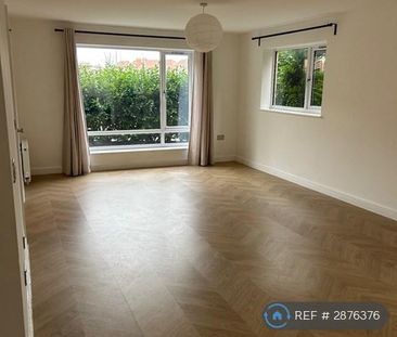 5 bedroom detached house to rent - Photo 2