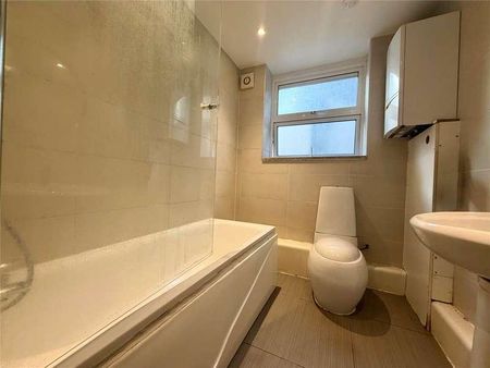 High Street, London, N8 - Photo 5