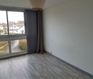 Location Appartement 2 pièces 49m² BOIS GUILLAUME 76230 - Photo 2