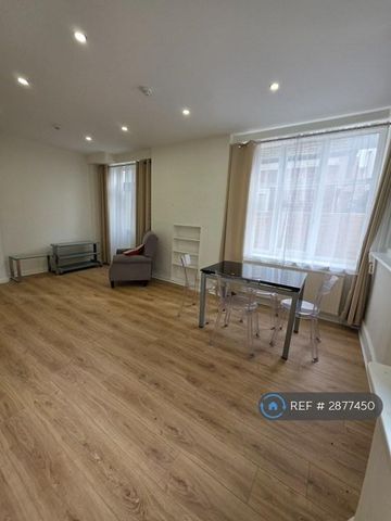 1 bedroom flat to rent - Photo 2
