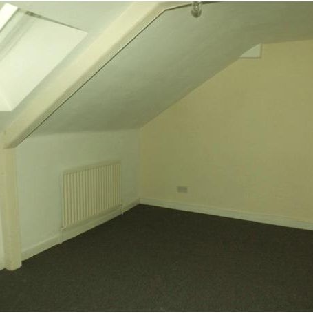3 bedroom flat to rent - Photo 1