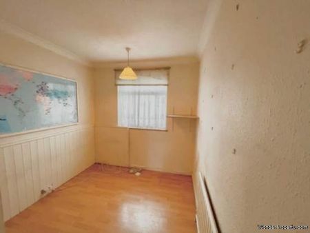 3 bedroom property to rent in Romford - Photo 4