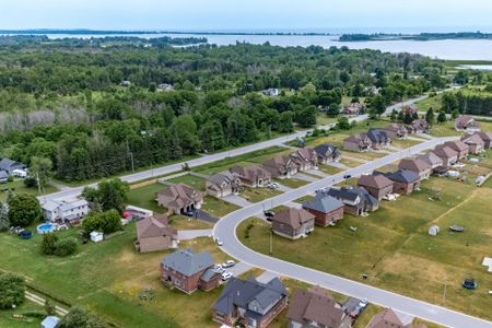 For Lease - 61 Summer Breeze Drive, Quinte West, Ontario - Photo 3