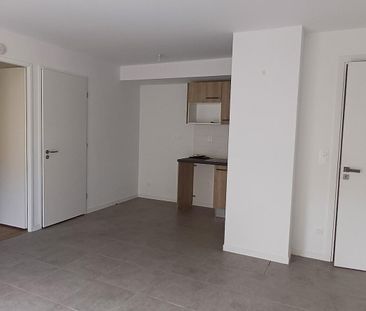 location Appartement T2 DE 41.12m² À TOULOUSE - Photo 2