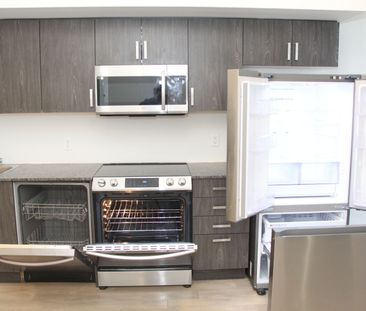 For Lease - 10 Meadowglen Place Unit# 602, Toronto, Ontario - Photo 1