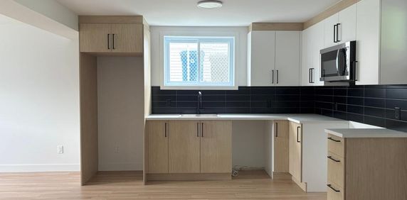 À louer (1 chambre) St-Hubert ***NEUF*** - Photo 2