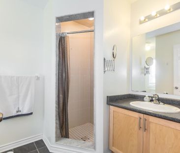 For Lease - 15 Sharbot Lane, Markham, Ontario - Photo 6