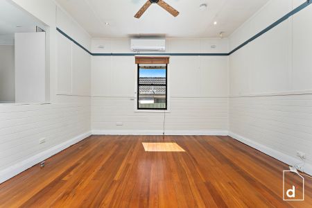 Family Home In Awesome Location - Photo 3