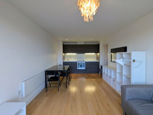 2 Bed Flat, Crampton Street, SE17 - Photo 1