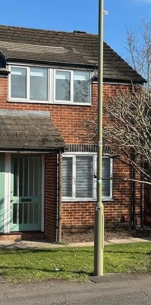 3 bedroom link detached house to rent - Photo 1