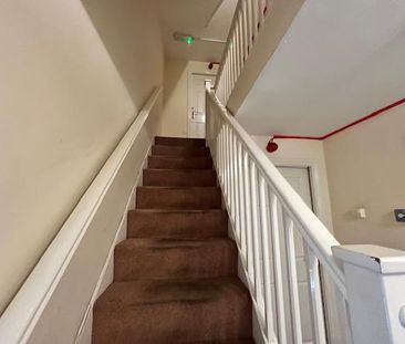 1 bedroom in a house share to rent - Photo 6