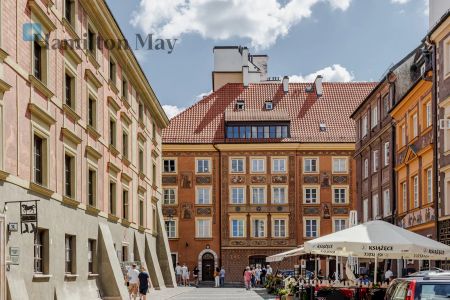 Uroczy dwupokojowy apartament na Starym Mieście z pięknym widokiem na Starówkę - Zdjęcie 2