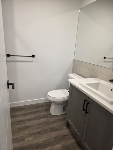 3211, 350 Livingston Common NE - 1 - Photo 5