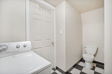 For Lease - 1391 Claymor Avenue, Mooneys Bay - Carleton Heights and Area, Ontario - Photo 4