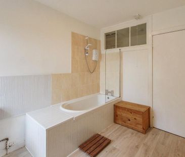 3 bedroom apartment to rent - Photo 6