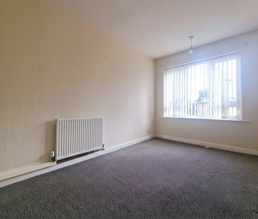 St. Christophers Flats, Hall Flat Lane, Doncaster - Photo 1