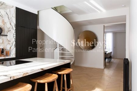 Appartement à louer à Paris 8Ème - Photo 2