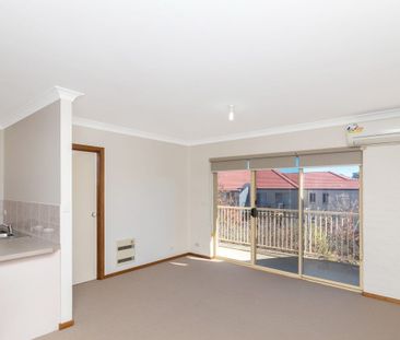 Top Floor 2 Bedroom Apartment in Bonython - Photo 5