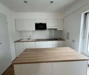 (reserviert) Dachgeschoßwohnung mit riesiger Terrasse! Charmante 3,... - Foto 2