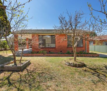 126 Goyder Street, Narrabundah ACT 2604 - House For Rent - $1,000 |... - Photo 1