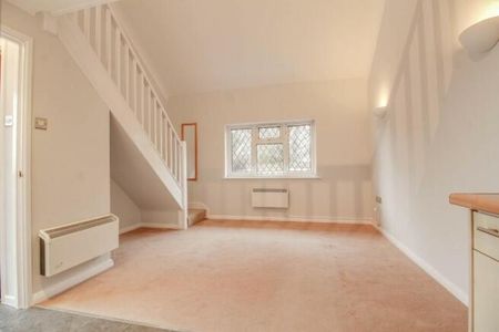 Broad Oaks, Wickford - Photo 3