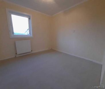 3 bedroom property to rent in Cumnock - Photo 5