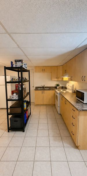 3 ½ Tout Inclus à Louer à Sherbrooke - Photo 1