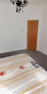 5 bedroom house share to rent - Photo 4