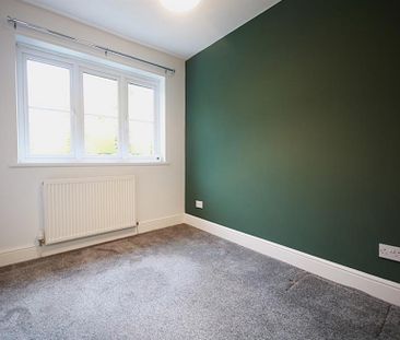 5 Bedroom Detached To Let - Photo 5