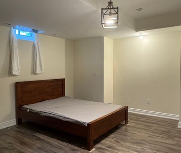For Lease - 2374 Robmar Drive, Oakville, Ontario - Photo 1