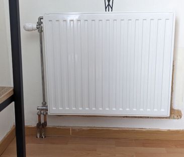 MONTIGNY LE BRETONNEUX - Photo 3