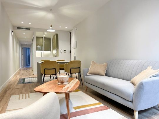 Carrer de Calàbria, Barcelona, Catalonia - Photo 1