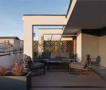 De inchiriat: Penthouse cu 3 camere - Fotografie 6