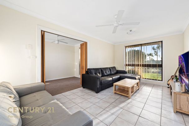 Lovely 3 Bedroom Home - Photo 1