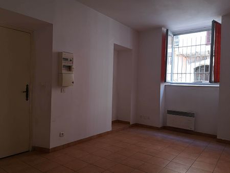 HYERES / T1 au RDC de 20.07 m². - Photo 2