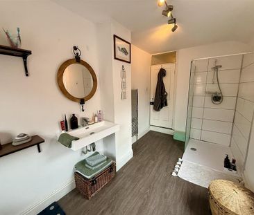 2 bedroom terraced house to rent - Photo 6