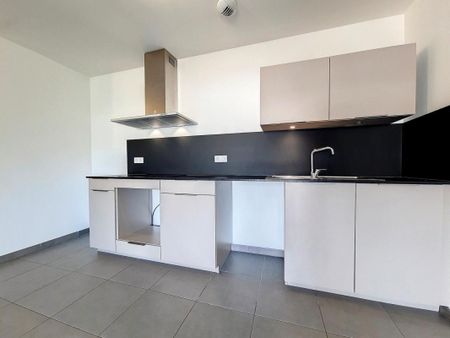 Location Appartement 3 pièces 67m² AJACCIO 20090 - Photo 5