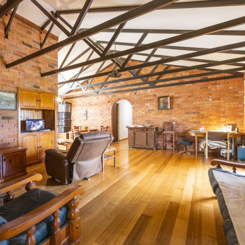 HIGH ON THE HILL - 4 BEDROOMS, 2 BATHROOMS - Photo 1