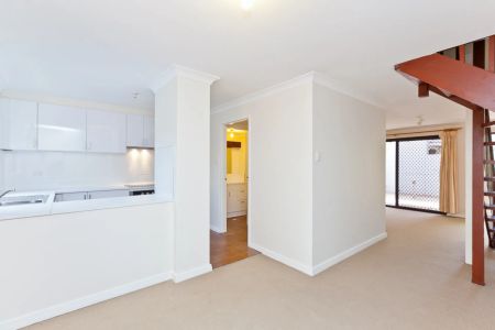 TOWNHOUSE, ONE OF 6! - Photo 4