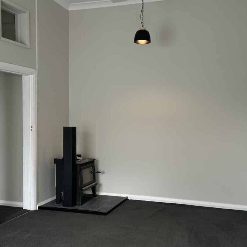 PAHIATUA - 2 BEDROOMS - Photo 1