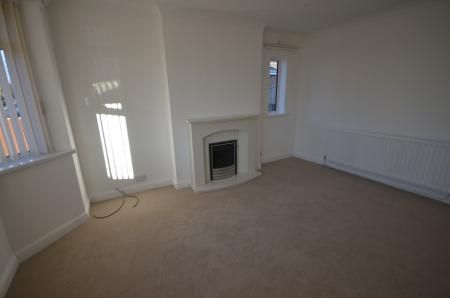 2 bedroom Bungalow To Let - Photo 1