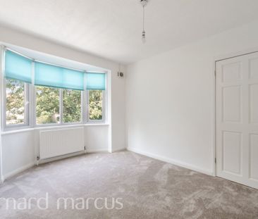 Errol Gardens - Photo 1