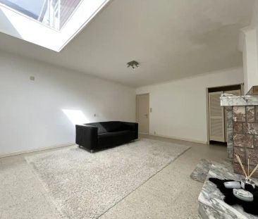 Roeselare - Gesloten woning in het centrum van Roeselare - Photo 1