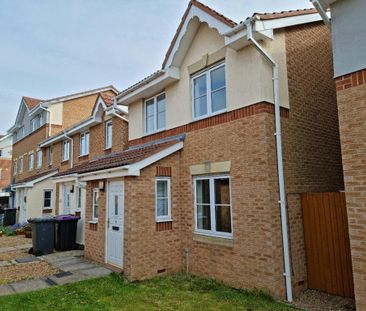 3 bedroom detached house to rent - Photo 2