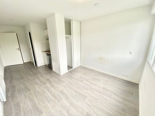 Location Appartement 1 pièce 19m² AUZEVILLE TOLOSANE 31320 - Photo 1